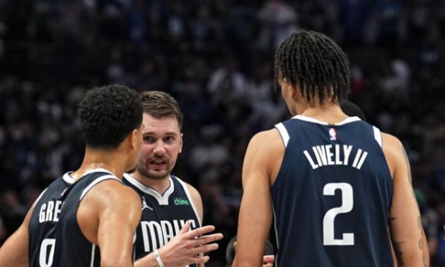 OD体育官方-东契奇冲得分王+MVP？独行侠内线升级让他更有戏