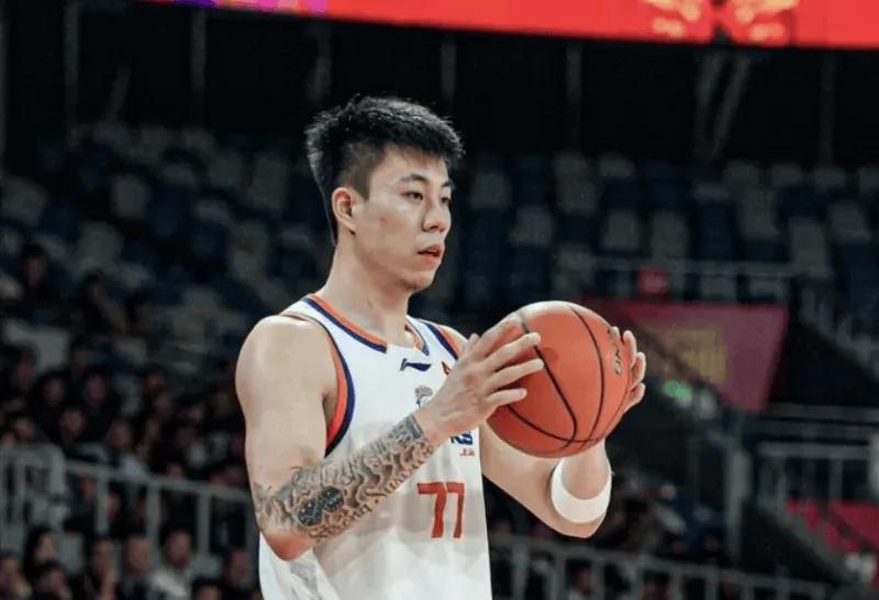 OD体育平台-上海113-73大胜广东 球员评价：4人满分，6人及格，2人低迷